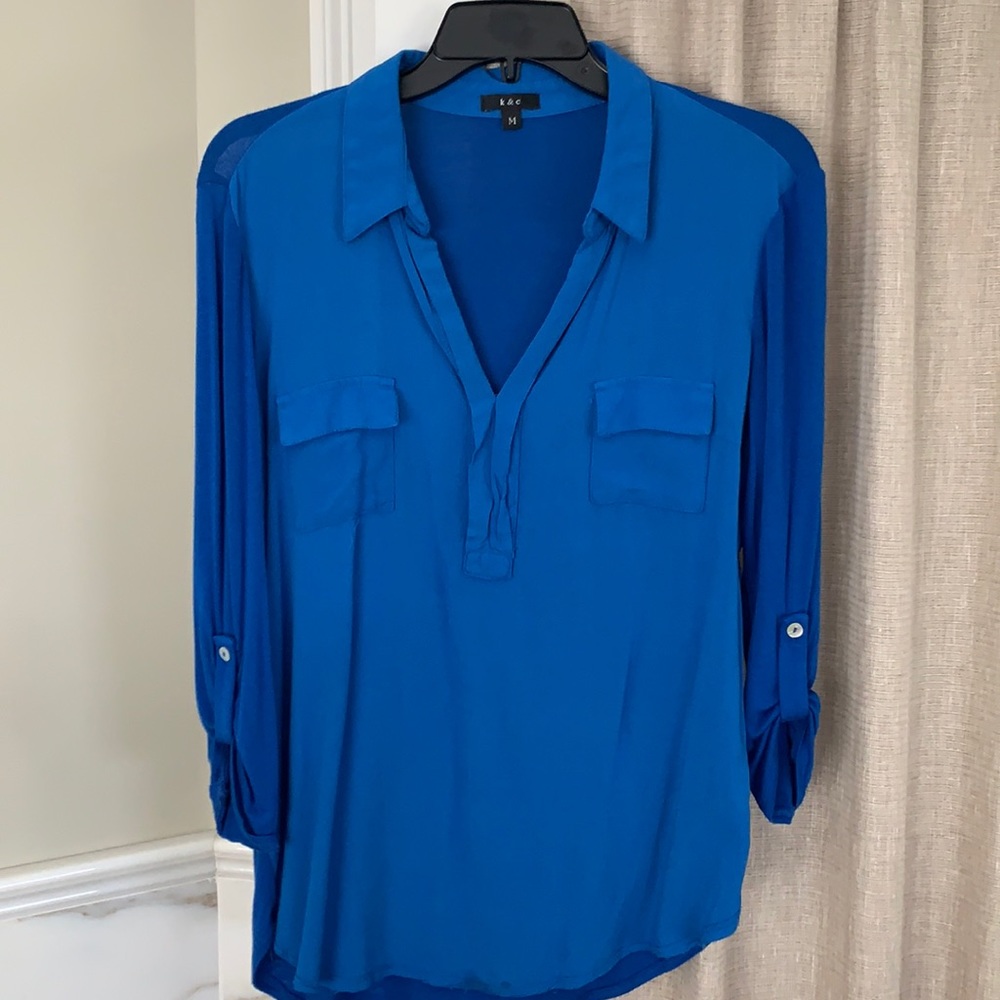 k & c clue, 3/4 sleeve, blue top, medium.
